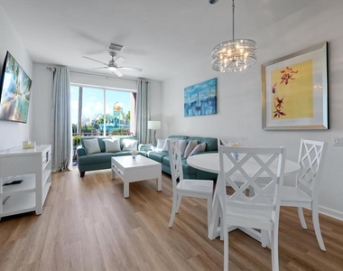 4862 Cayview Avenue - Photo Thumbnail 3