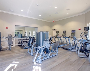 4862 Cayview Avenue - Photo Thumbnail 21