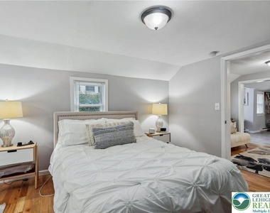 3203 Washington Street - Photo Thumbnail 9