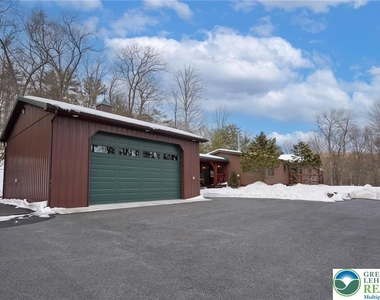 371 Green Tree Drive - Photo Thumbnail 40
