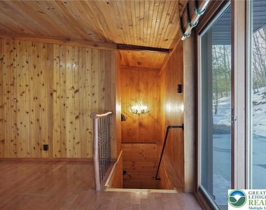 371 Green Tree Drive - Photo Thumbnail 29