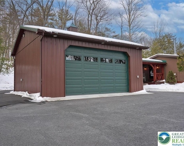 371 Green Tree Drive - Photo Thumbnail 41