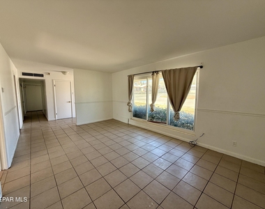 2900 Polk Avenue - Photo Thumbnail 5