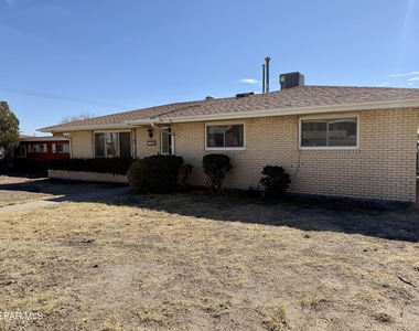 2900 Polk Avenue - Photo Thumbnail 1