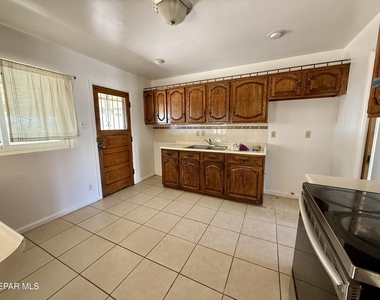 2900 Polk Avenue - Photo Thumbnail 11