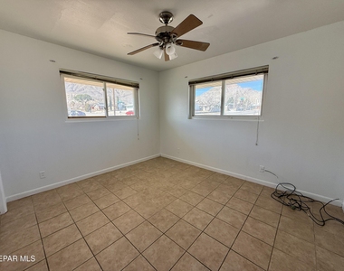 2900 Polk Avenue - Photo Thumbnail 15