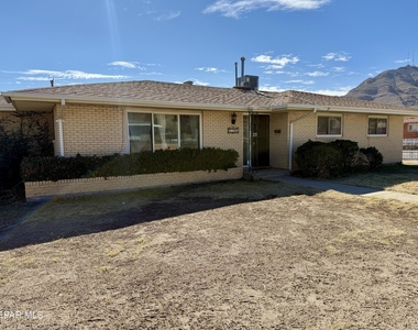2900 Polk Avenue - Photo Thumbnail 2