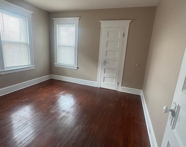 1688 North Avenue - Photo Thumbnail 4