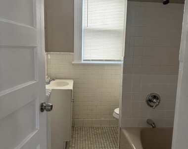 1688 North Avenue - Photo Thumbnail 4