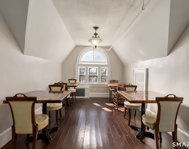 360 Farmington Avenue - Photo Thumbnail 4