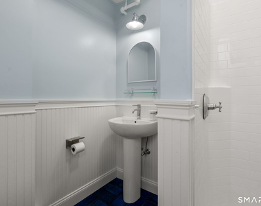 360 Farmington Avenue - Photo Thumbnail 1