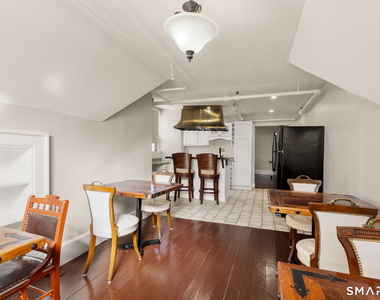 360 Farmington Avenue - Photo Thumbnail 3