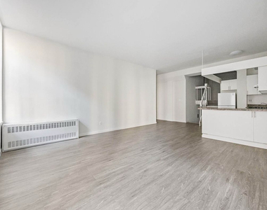 88 Fulton Street - Photo Thumbnail 2