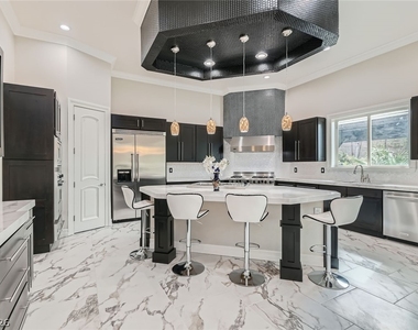 5367 Secluded Brook Court - Photo Thumbnail 12