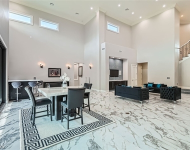5367 Secluded Brook Court - Photo Thumbnail 15