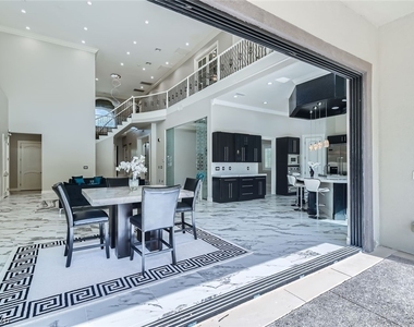 5367 Secluded Brook Court - Photo Thumbnail 17