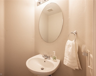 641 Solitude Point Avenue - Photo Thumbnail 24