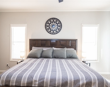 641 Solitude Point Avenue - Photo Thumbnail 39