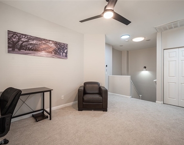 641 Solitude Point Avenue - Photo Thumbnail 31