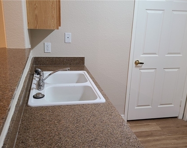 9975 Peace Way Way - Photo Thumbnail 8