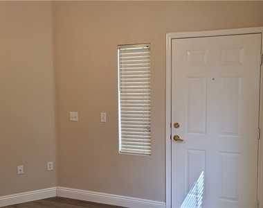 9975 Peace Way Way - Photo Thumbnail 4