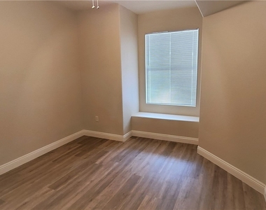 9975 Peace Way Way - Photo Thumbnail 11