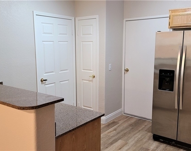 9975 Peace Way Way - Photo Thumbnail 6