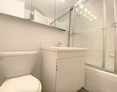 108 East 38th Street - Photo Thumbnail 2