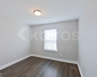 110 Western Red Cedar Drive - Photo Thumbnail 7