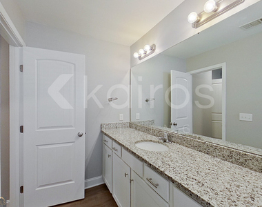 110 Western Red Cedar Drive - Photo Thumbnail 13