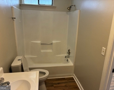 421 W King Ave Unit 5 - Photo Thumbnail 4