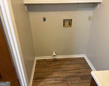 421 W King Ave Unit 5 - Photo Thumbnail 5