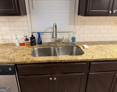 3456 Thompson Drive Nw - Photo Thumbnail 2