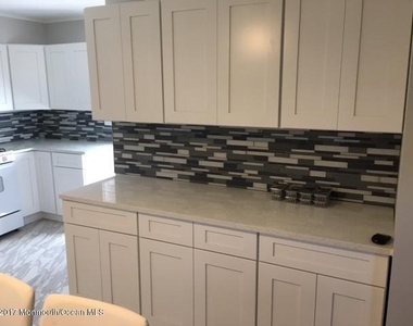 178 Cummings Avenue - Photo Thumbnail 3