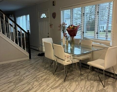 178 Cummings Avenue - Photo Thumbnail 2