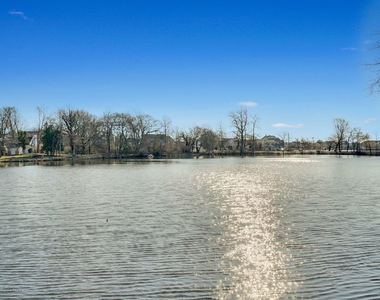 330 Villa Park Way - Photo Thumbnail 38