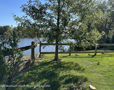 330 Villa Park Way - Photo Thumbnail 41