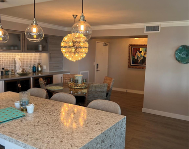 5200 N Ocean Boulevard - Photo Thumbnail 7