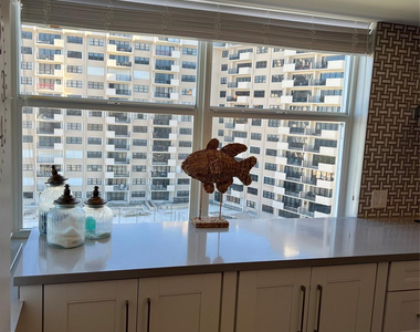 5200 N Ocean Boulevard - Photo Thumbnail 4