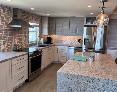 5200 N Ocean Boulevard - Photo Thumbnail 5