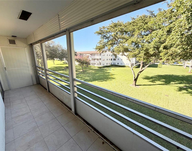 84 Mansfield B - Photo Thumbnail 19