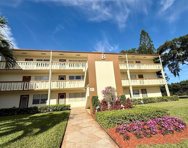 84 Mansfield B - Photo Thumbnail 25