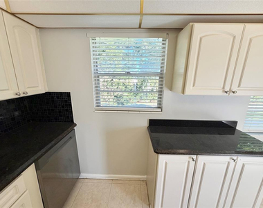 84 Mansfield B - Photo Thumbnail 5