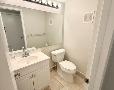 84 Mansfield B - Photo Thumbnail 17