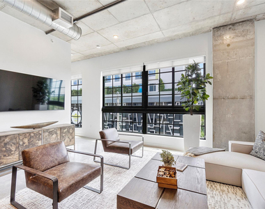 401 Nw 1st Avenue - Photo Thumbnail 3