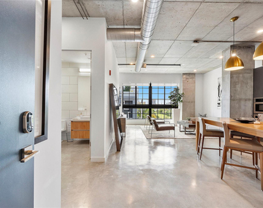 401 Nw 1st Avenue - Photo Thumbnail 1