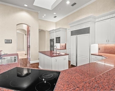 4624 Byron Circle - Photo Thumbnail 17