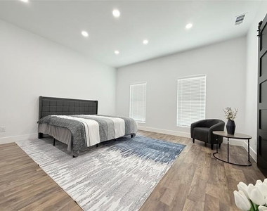 4602 Sycamore Street - Photo Thumbnail 13