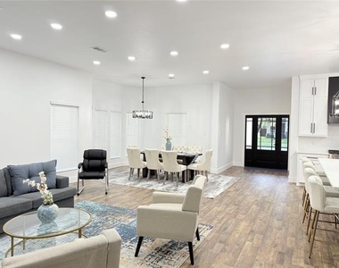 4602 Sycamore Street - Photo Thumbnail 11
