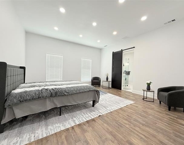 4602 Sycamore Street - Photo Thumbnail 12